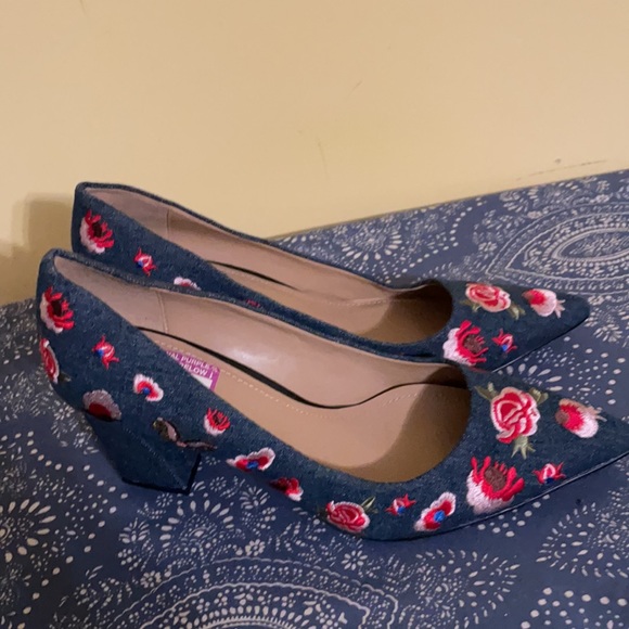 Excellent condition - Picture 2 of 5